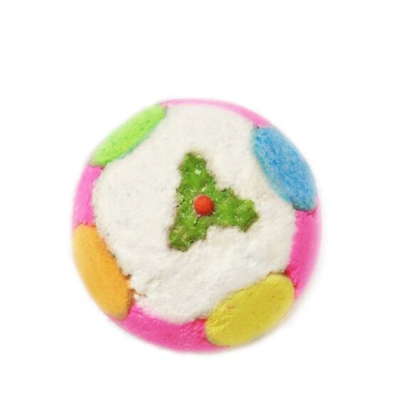 Lush Other - Luxury Lush Pud Bath Bomb from Lush - NWOT